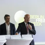 Masih Alinejad und Leopoldo López, Gründer:innen World Liberty Congress mit Kai Wegner, Regierender Bürgermeister von Berlin  