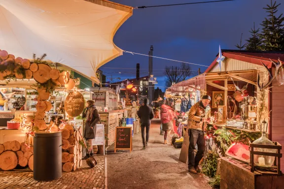 Weihnachtsmarkt "Heissa Holzmarkt"